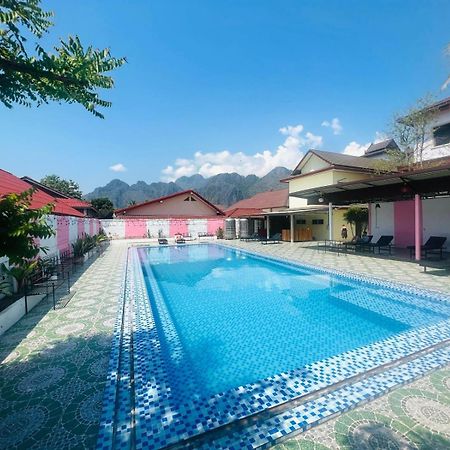 Khampaseuth Hotel Vang Vieng Exterior photo