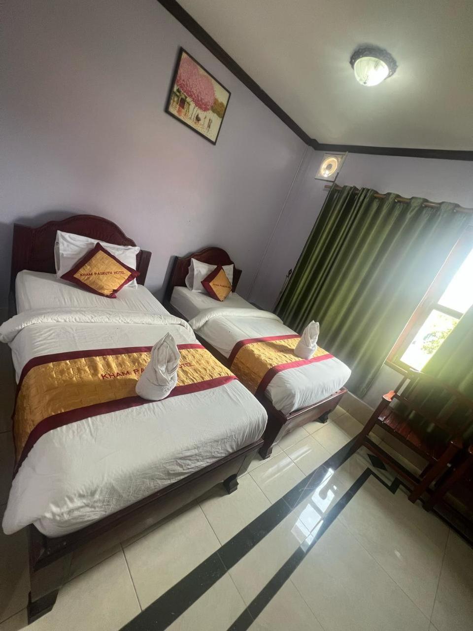 Khampaseuth Hotel Vang Vieng Exterior photo